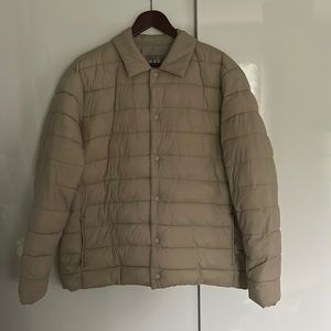 Gap puffer jacket